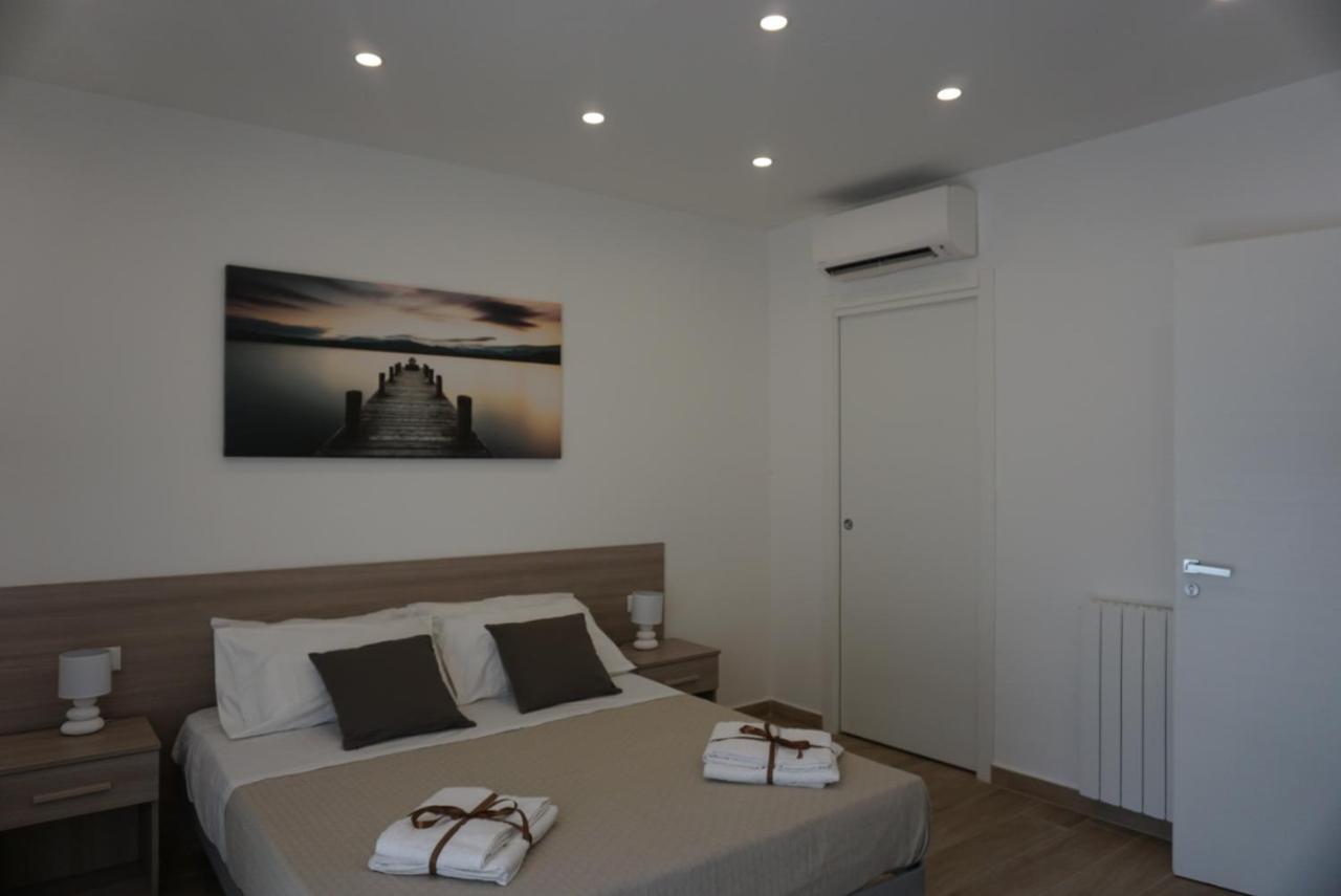 Azzisa Holidays Suite Палермо Екстериор снимка