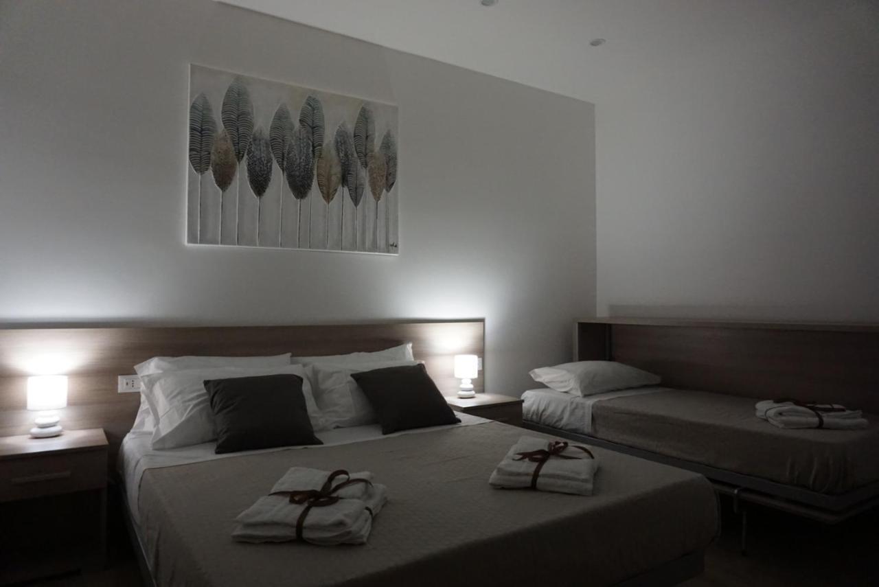 Azzisa Holidays Suite Палермо Екстериор снимка